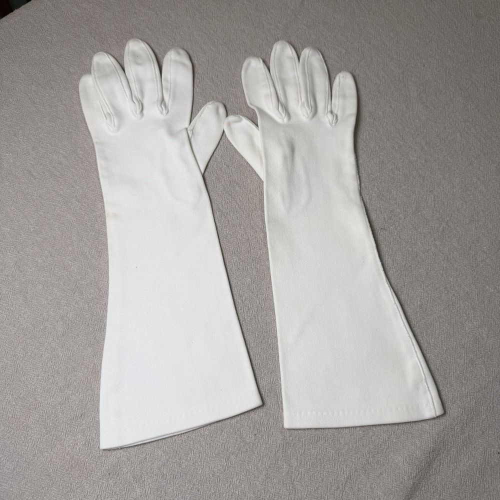 Vintage 1960s 1970s White Flared Gauntlet Gloves Mid Length 13"